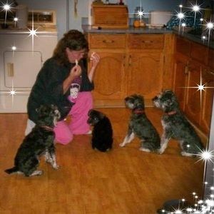 Meet your Posher, Rhonda